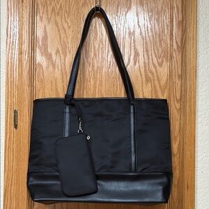 Avon Studio 1886 Black Shiny Tote